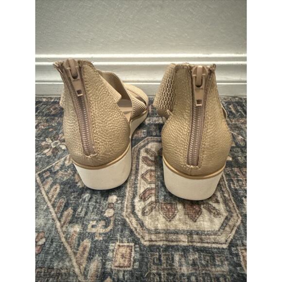 Mia Amore Bianqa Wedge Sandals - Tan Beige Wore Once women's size 9 - Picture 4 of 6